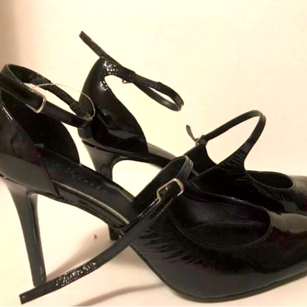 Ralph Lauren Raquel Crisscross Black size 8